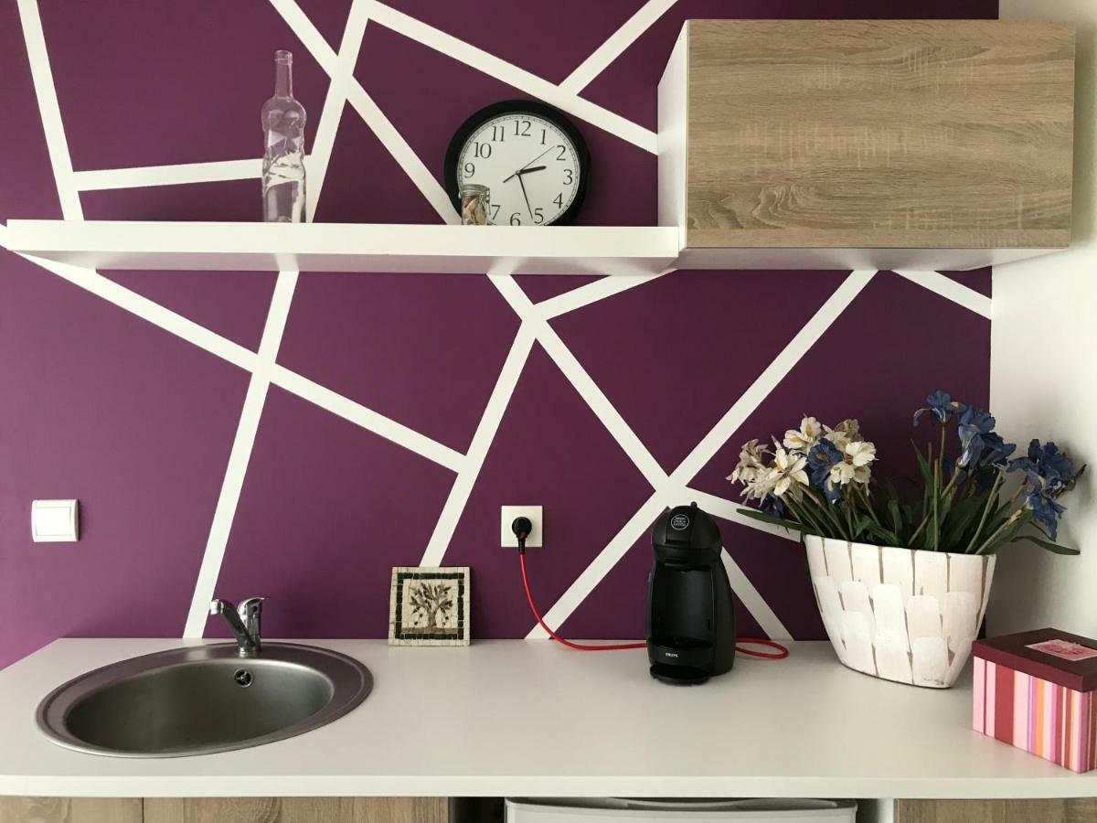 Une Pause Douceur - Suite Orchidee Eyguières Exterior foto